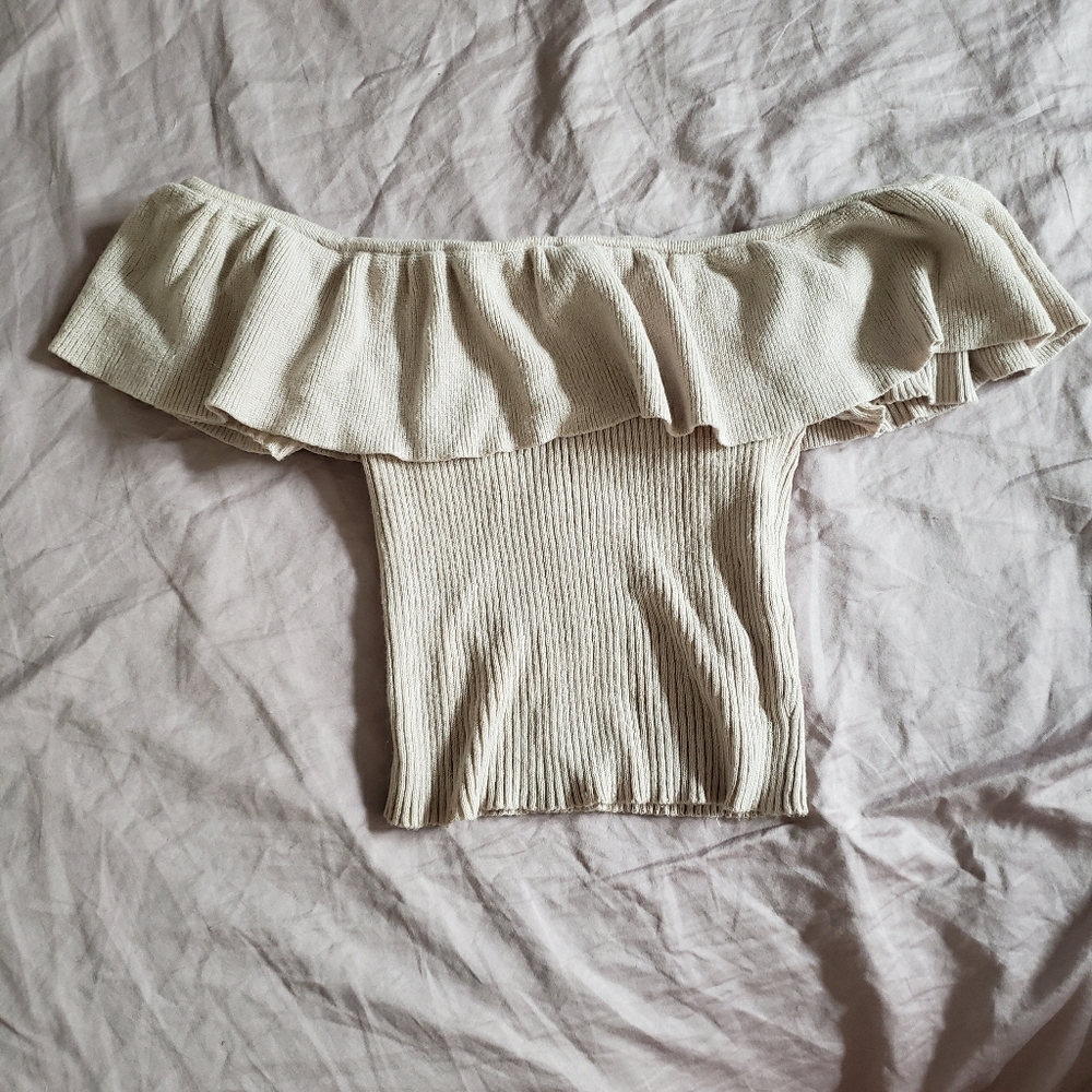 Off the shoulder knit crop top